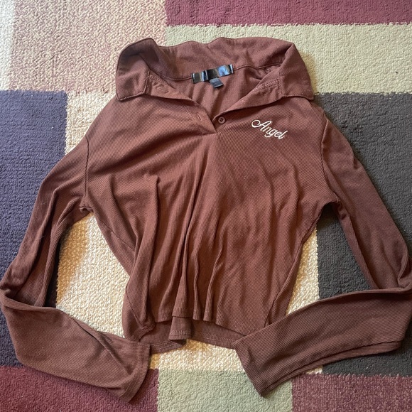 Y2K ANGEL TOP🤎 - Picture 2 of 3